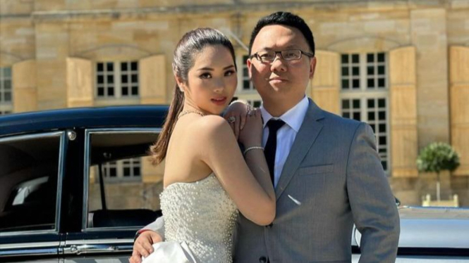 Pasangan pengantin crazy rich Surabaya, Ryan Harris-Gwen Ashley Widodo 