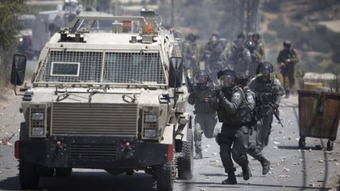 VIVA Militer: Tentara Israel menyerang Tepi Barat, Palestina