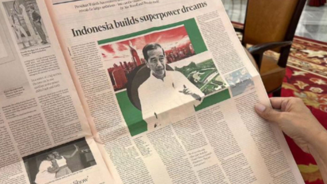 Presiden Joko Widodo (Jokowi)membagikan aktivitasnya ketika sedang membaca koran