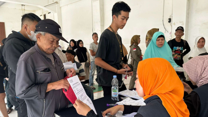 KPM di Daerah Bandung Mulai Terima Bansos PKH dan Sembako Triwulan Ke-4