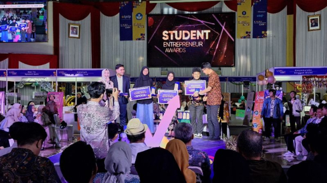 Student Entrepreneur Expo 2023 puncak WMK (Wirausaha Merdeka) di IPB University.