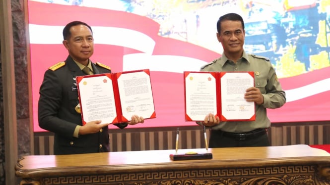Penandatangan MoU Kementan dengan TNI