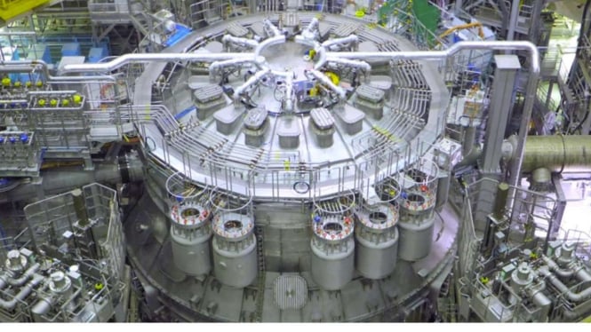 Reaktor Fusi Nuklir Terbesar di Dunia Beroperasi