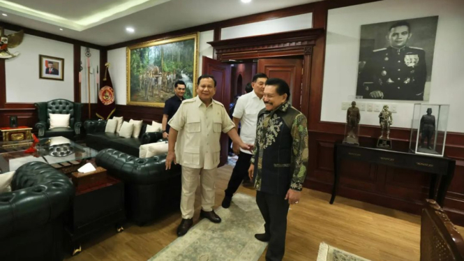 Menhan Prabowo Subianto terima kedatangan mantan Kepala BIN A.M Hendropriyono