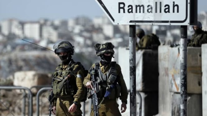 VIVA Militer: Tentara Israel di Ramallah, Tepi Barat, Palestina