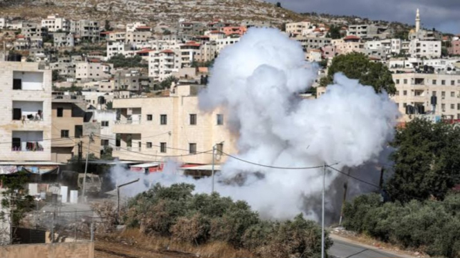 VIVA Militer: Serangan udara militer Israel di Tepi Barat, Palestina