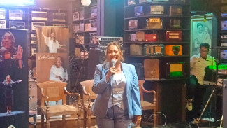 Rayakan 24 Tahun Berkarya, Rieka Roeslan Curhat saat Pisah dari The Groove