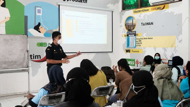 Bea Cukai edukasi Pekerja Migran Indonesia