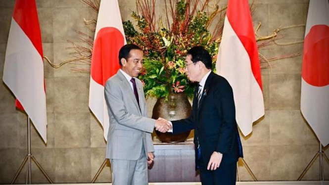 Presiden Joko Widodo dan Perdana Menteri Jepang Fumio Kishida