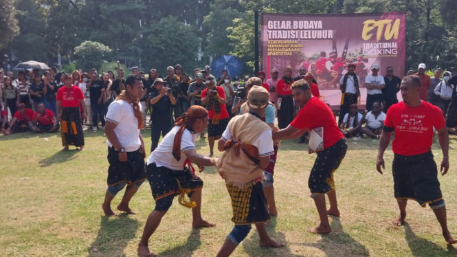 Tradisi Etu warga Nusa Tenggara Timur (NTT)
