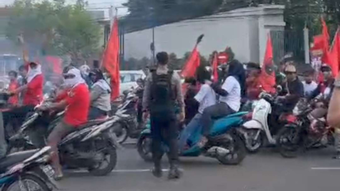 Massa Pemotor di Acara PSI di Kabupaten Pati, Jawa Tengah