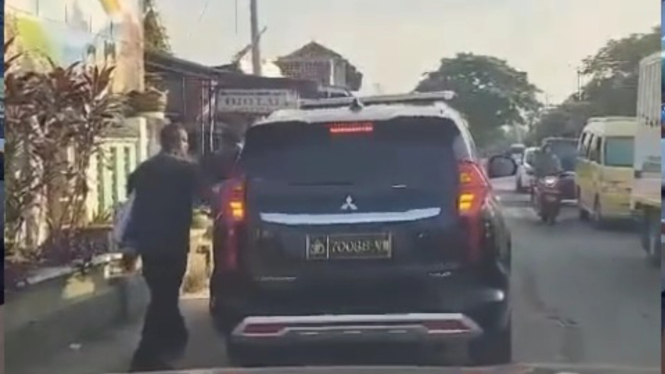 Caleg Kampanye di Tangerang Pakai Mobil Pelat Dinas Polri