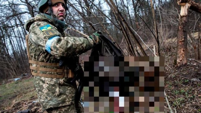 VIVA Militer: Proses evakuasi mayat tentara Ukraina dari Sungai Dniper