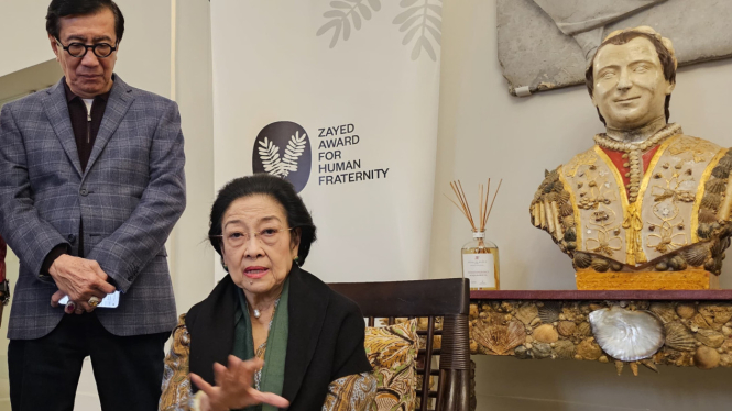 Megawati Soekarnoputri dan Yasonna Laoly
