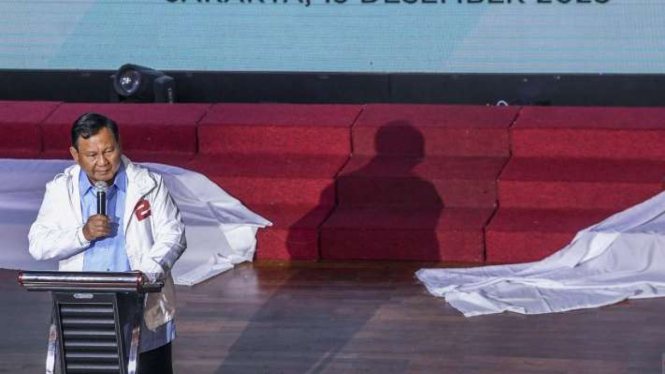 Calon presiden nomor urut 2 Prabowo Subianto memberikan pidato politiknya saat menghadiri deklarasi di Jakarta, Selasa, 19 Desember 2023.