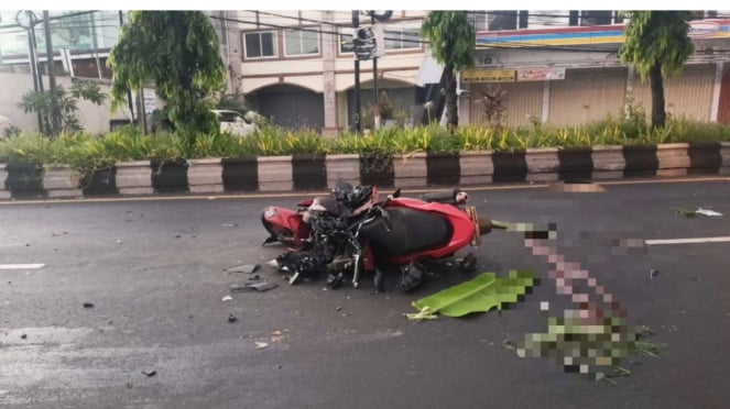 Bule Belanda Kecelakaan Di Bali, Kepala Putus Usai Tertabrak Truk Besar