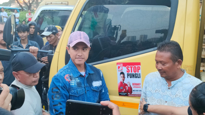 Ketua Umum PSI Kaesang Pangarep saat berkunjung ke Bekasi