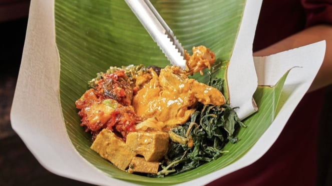 Miris! Sekelompok Pemuda Menganiaya Karyawan Makan Nasi Padang Gegara  Kehabisan Kuah Gulai