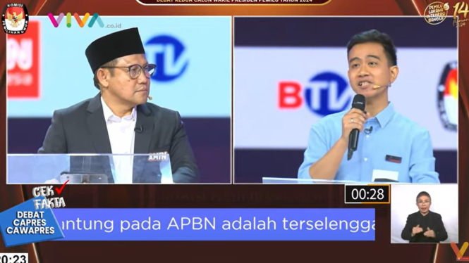 Calon wakil presiden nomor urut 1 Muhaimin Iskandar atau Gus Imin (kiri) dan cawapres nomor urut 2 Gibran Rakabuming Raka.