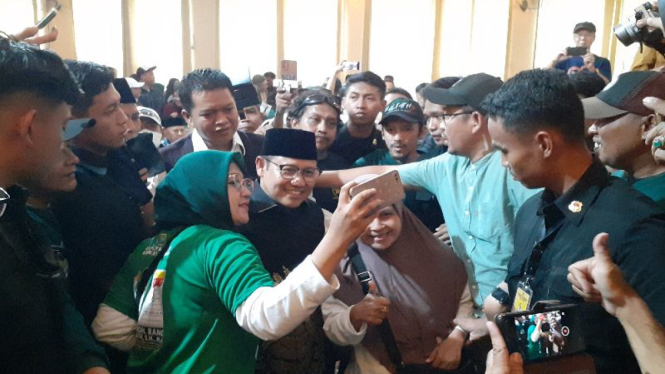 Cawapres nomor urut 1 Muhaimin Iskandar di Tangerang, Banten.