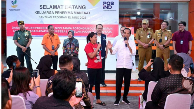 Kunjungi Kantorpos Manado Presiden Jokowi Apresiasi Penyaluran BLT El Nino Berj