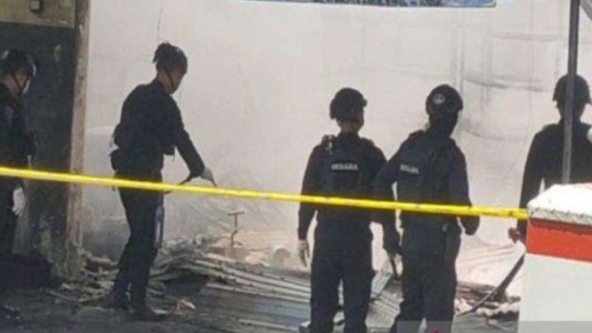 Ledakan di sebuah gudang rongsokan atau bengkel di Bangkalan Madura