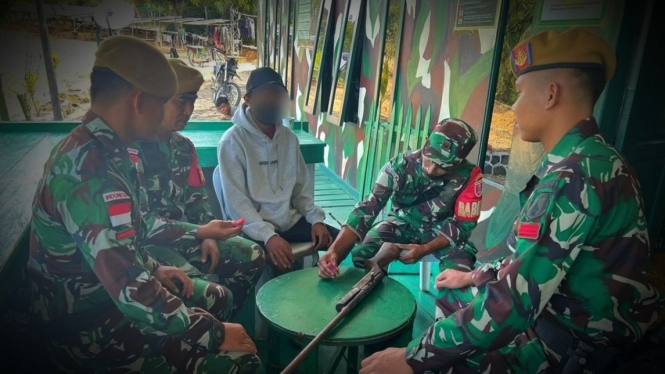 VIVA Militer: AD bawa senjata api di Pos Satgas Yonarhanud 8 MBC