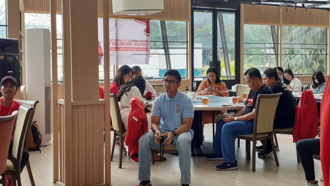 Ketua Umum DPP PSI Kaesang Pangarep bertemu relawan di Tangerang