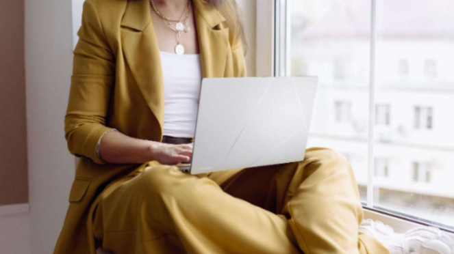 ASUS Zenbook 14 OLED 