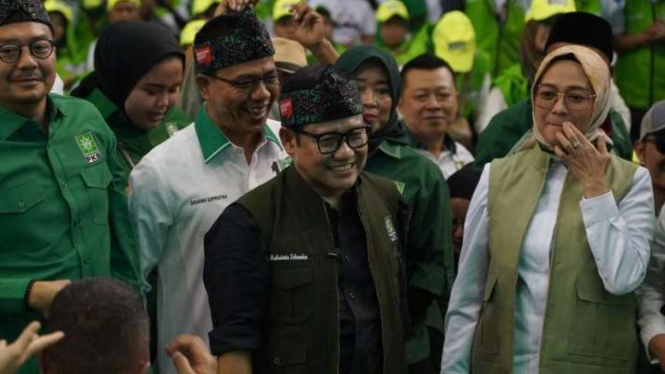 Calon wakil presiden nomor urut 1 Muhaimin Iskandar saat berkampanye di Kabupaten Bandung, Jawa Barat, Rabu, 3 Januari 2024.