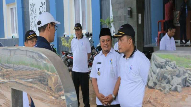 Pj Wali Kota Tangerang Nurdin mengunjungi Asrama Haji di Cipondoh.
