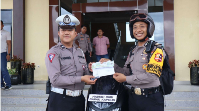 Ini Sosok Bripda Novandro, Polisi Yang Relakan Motor Pribadinya Jadi ...