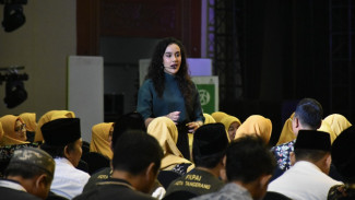 Dari Model ke Presenter, Intan Aletrino Ungkap Rahasia Personal Branding