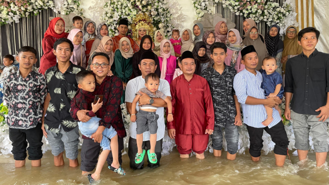 Pesta Pernikahan di Jambi Tetap Berlangsung Meski Terdampak Banjir