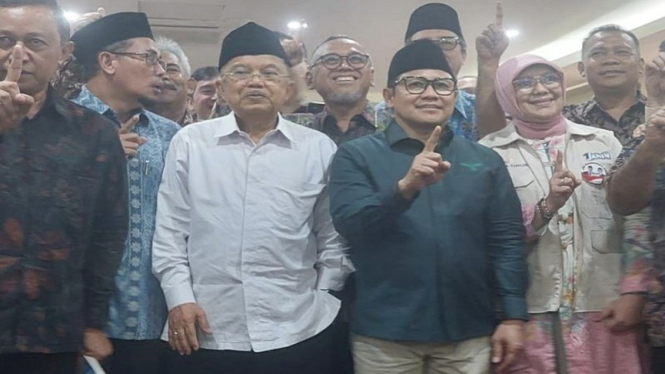 Mantan Wapres Jusuf Kalla mendampingi kampanye Cak Imin