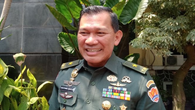Kadispenad Brigjen TNI Kristomei Sianturi