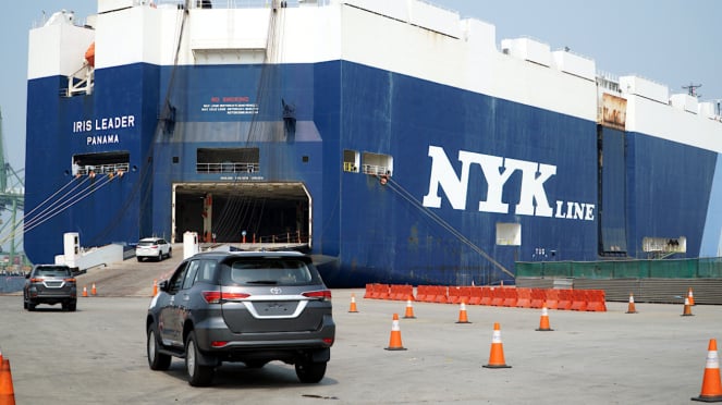 Exportación de coche de Toyota Fortuner