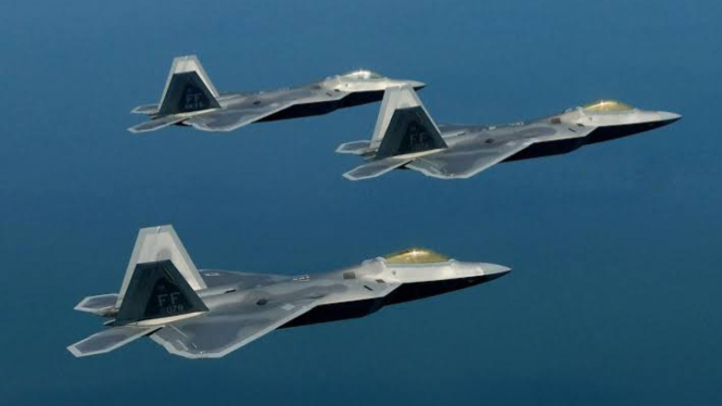 VIVA Militer: Jet tempur Lockheed Martin F-22 Raptor