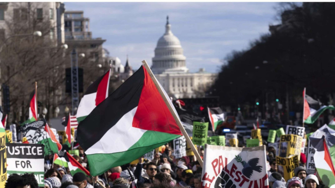 Pro Palestina di depan Gedung Putih