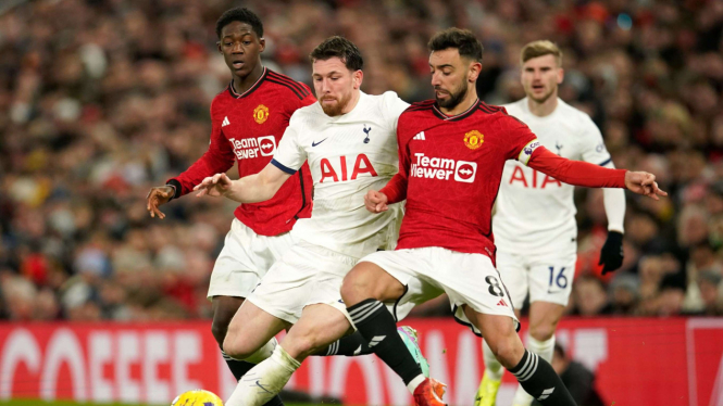 Duel Manchester United vs Tottenham Hotspur