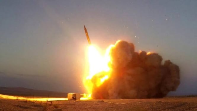 VIVA Militer: Serangan rudal balistik Iran