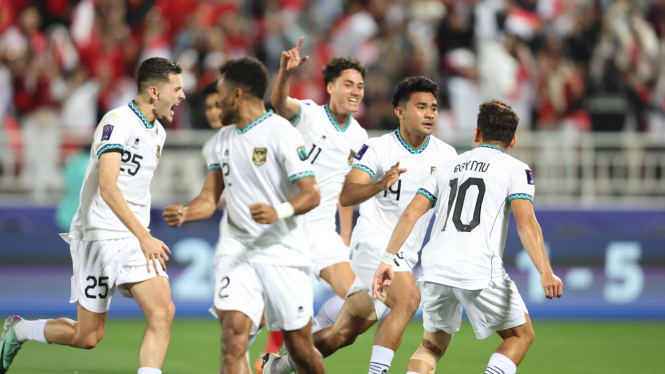 Timnas Indonesia merayakan gol ke gawang Vietnam