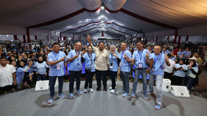 Prabowo Subianto dalam acara MDS Coop Temu Anggota 2024 di Stadium Pakan Sari