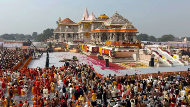 Peresmian Kuil Ram di India