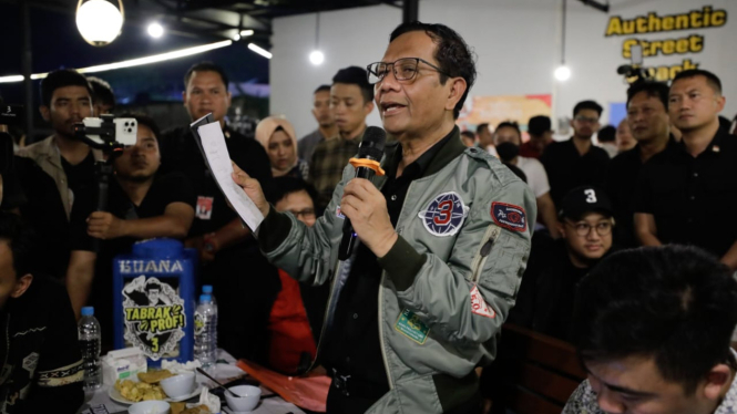 Mahfud MD Hadiri Acara 'Tabrak Prof' di Semarang, Jawa Tengah