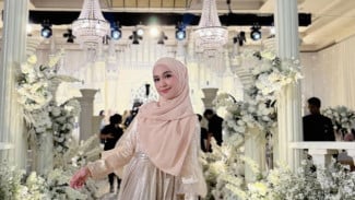 Pulang dari Jepang, Ria Ricis Berikan Langsung Oleh-oleh ke Teuku Ryan