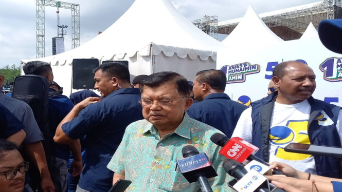 Wakil Presiden Jusuf Kalla di kampanye Anies Baswedan di Bandung, Jawa Barat