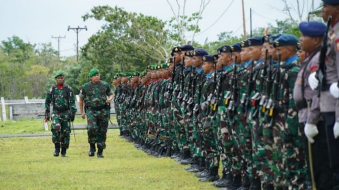 VIVA Militer: Pangdam Pattimura Mayjen TNI Syafrial resmikan Yonif 735/Nawasena