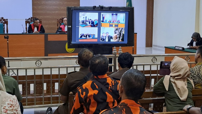 Sidang Pembunuhan Wartawan di Pengadilan Negeri Jombang.