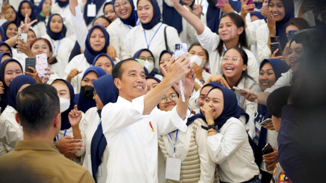 Silaturahmi Jokowi dengan Account Officer PNM